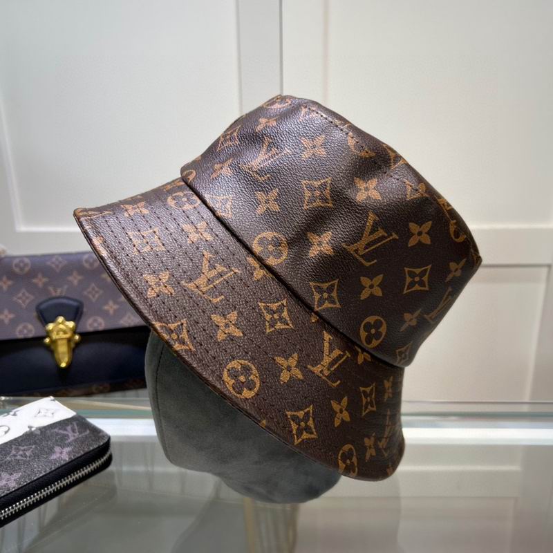 LV hat hm (124)